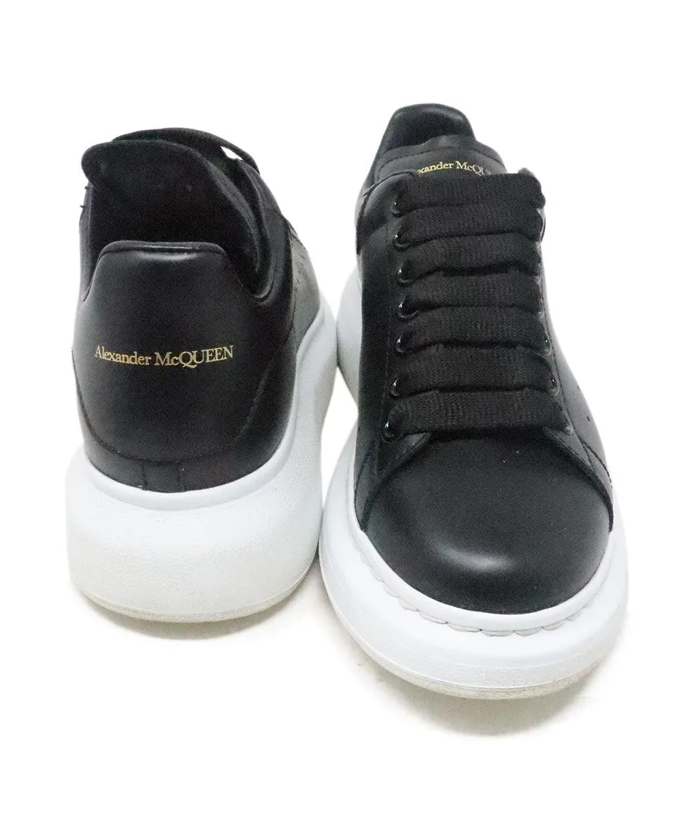 Alexander McQueen Black Leather Sneakers sz 9