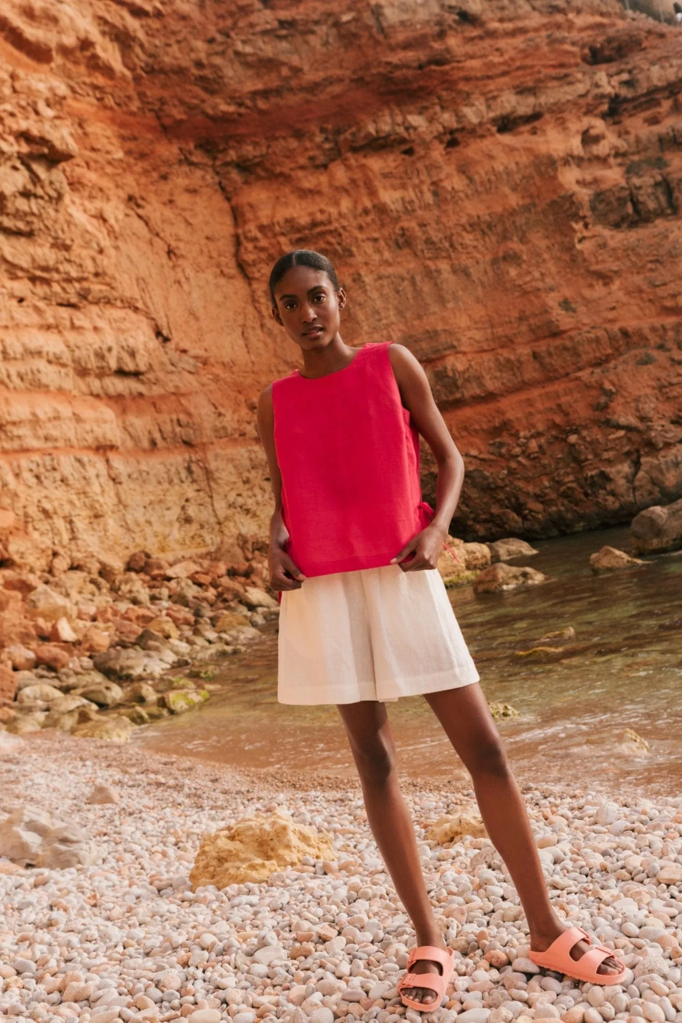 Betty Linen Classic Shorts | Multiple Colours