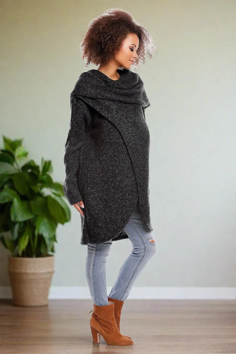 Elegant Maternity Knit Wrap - Cozy Style for Expecting Moms