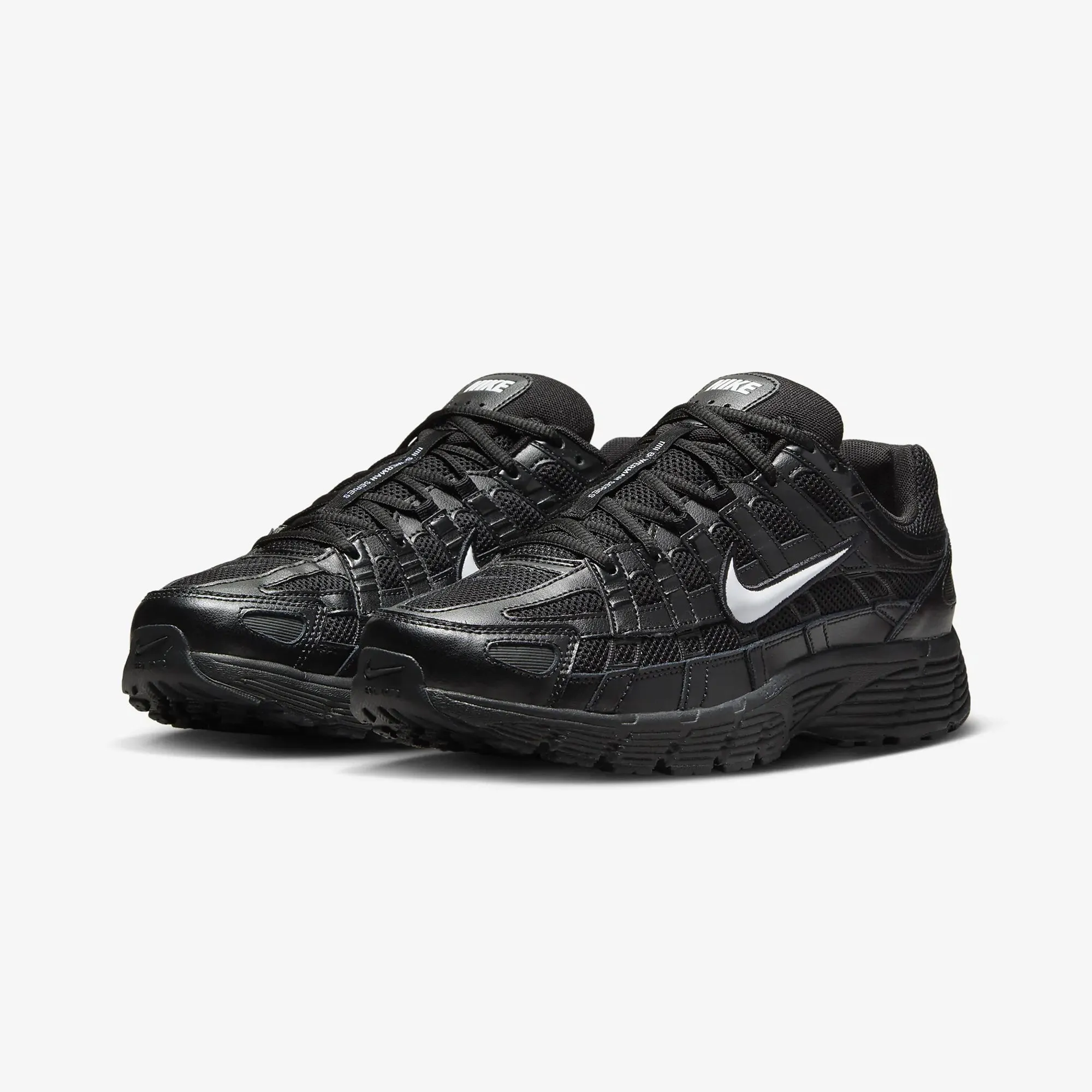 Nike | P-6000  { BLACK/WHITE-BLACK-BLACK