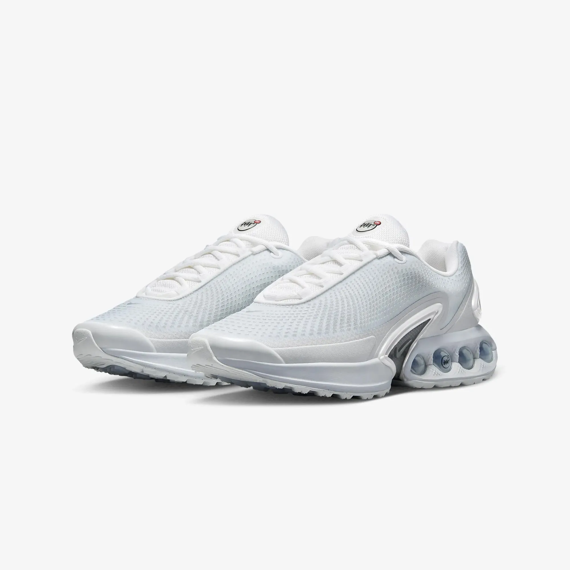 Nike | WMN'S AIR MAX DN  { WHITE/METALLIC SILVER-PURE PLATINUM