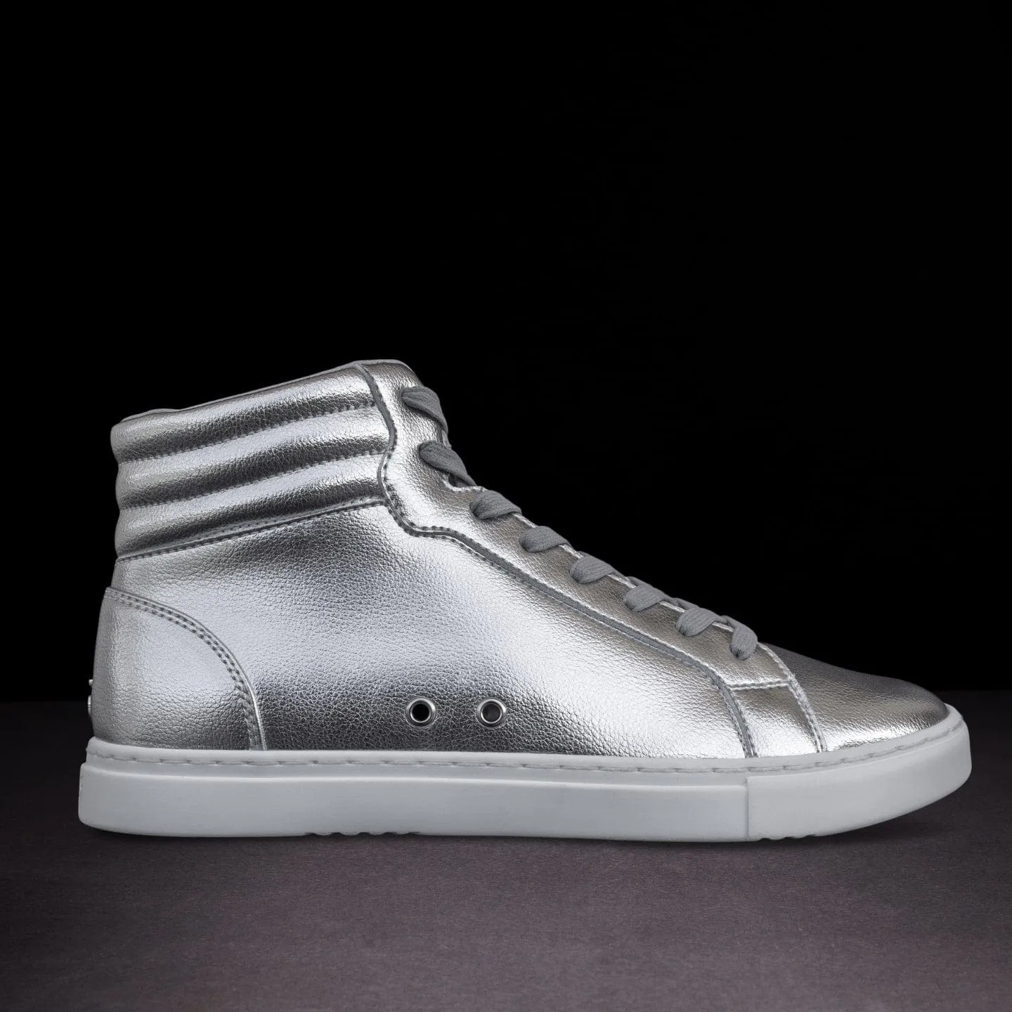 Riles -- Unisex High Top Dancesneaker -- Silver