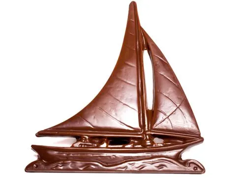 Sail Boat (9")