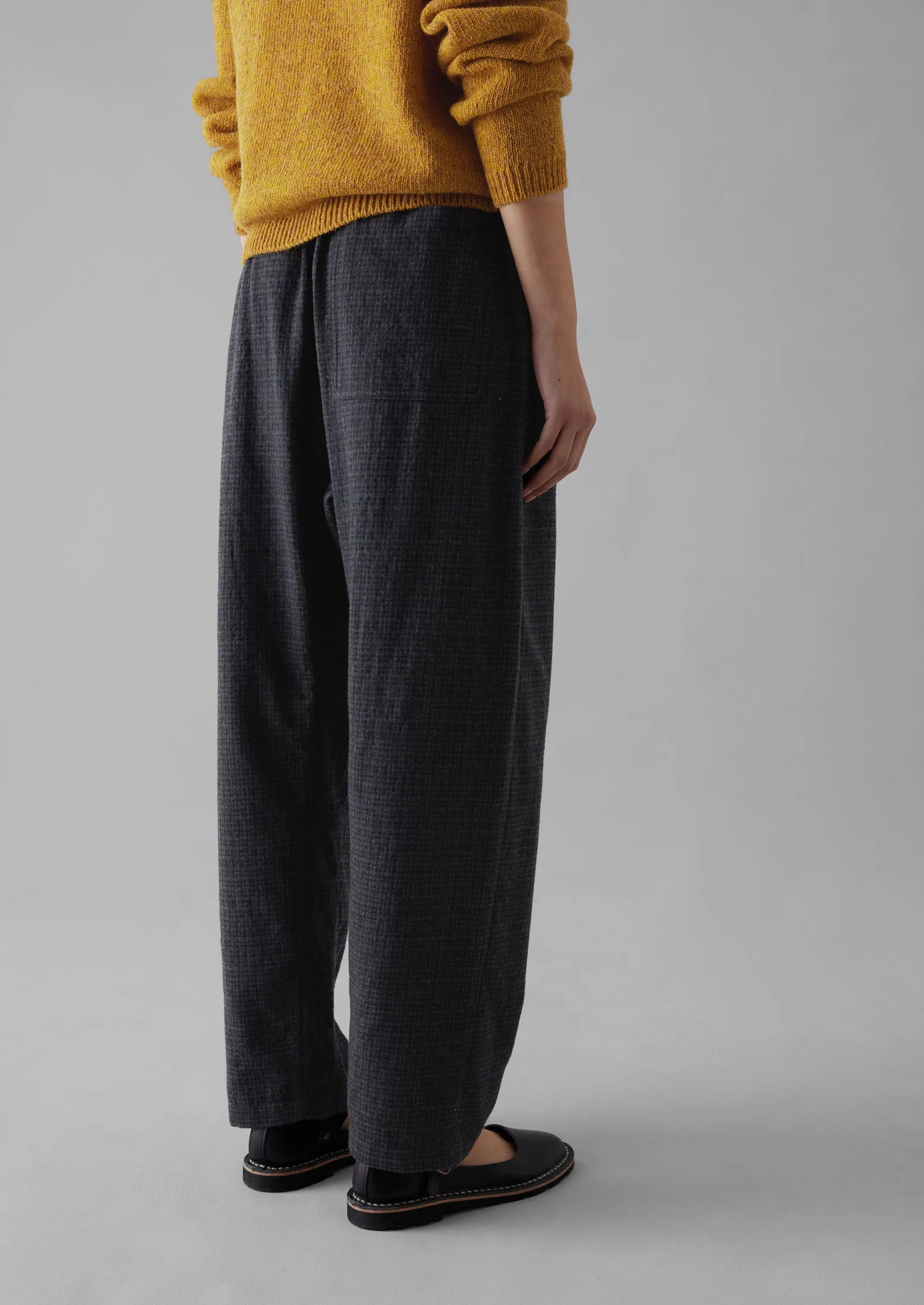 Suki Wool Cotton Seersucker Check Trousers | Carbon