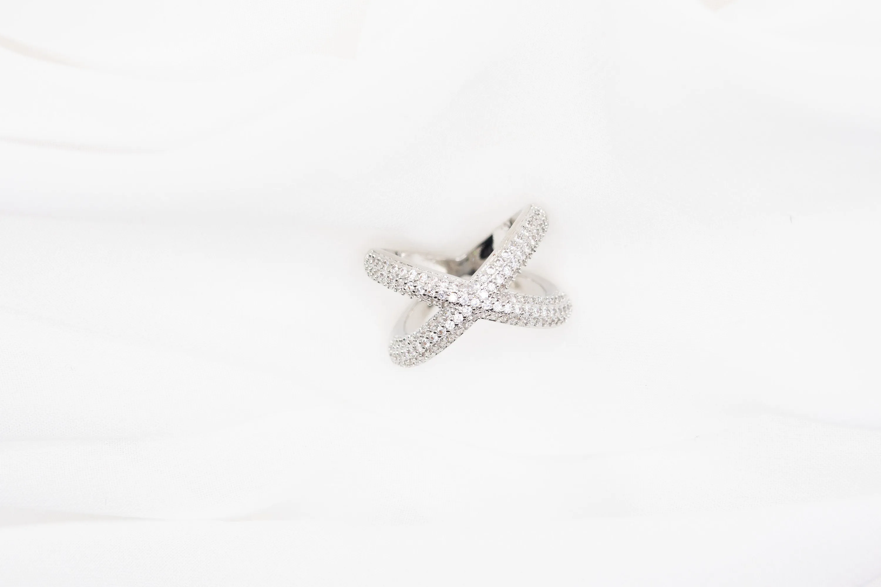 Thick Crossover Ring | Minimalist Pave Diamond CZ Crisscross Ring