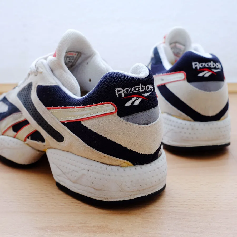 Vintage Reebok Running Sneakers US 9.5 / EU 43