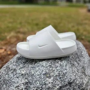 W Nike Calm Slides